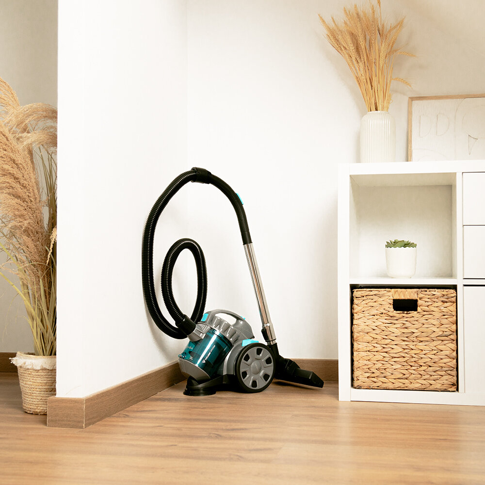 Kompaktowa, ergonomiczna konstrukcja odkurzacza